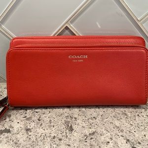 Coach wallet/wristlet
